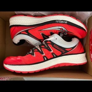 Saucony Triumph Women’s 9